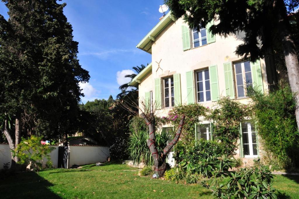 Residence Alouettes Hyères Buitenkant foto